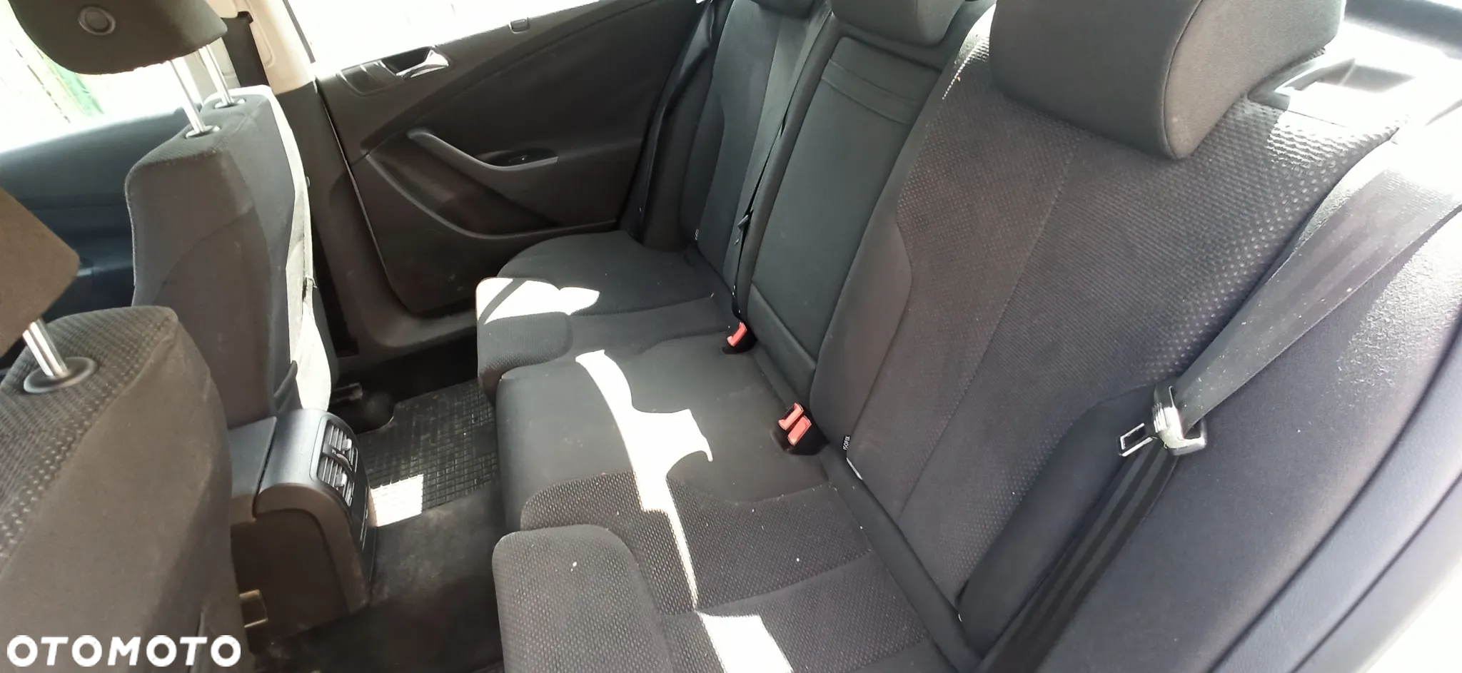 Volkswagen Passat 2.0 TDI DPF Comfortline - 3