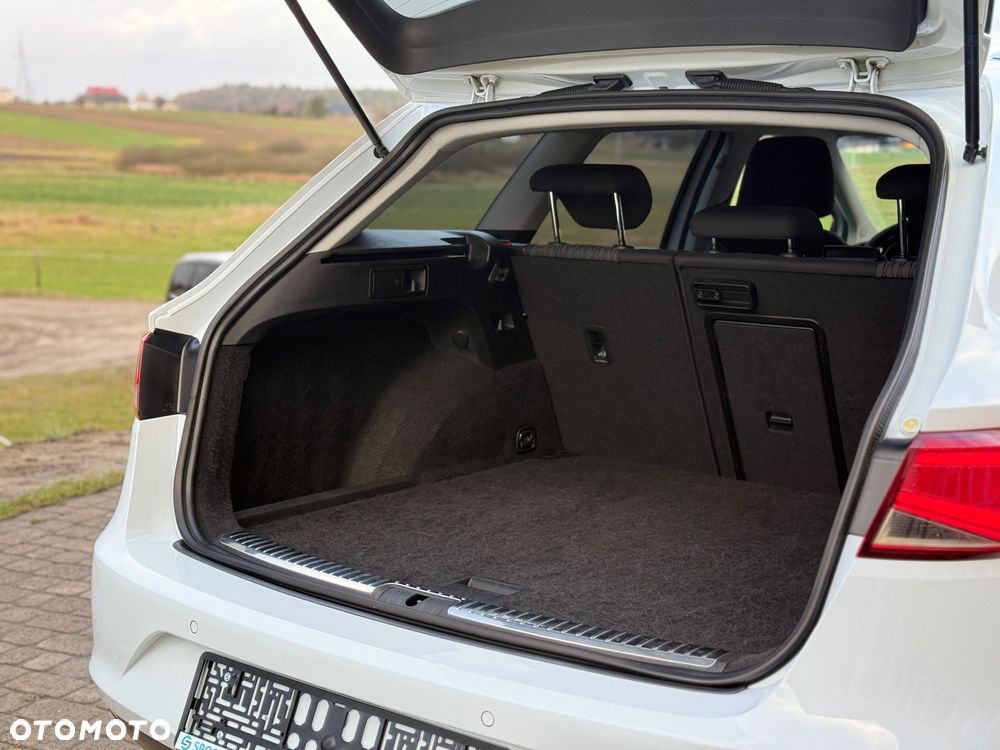 Seat Leon 2.0 TDI DPF Style - 23