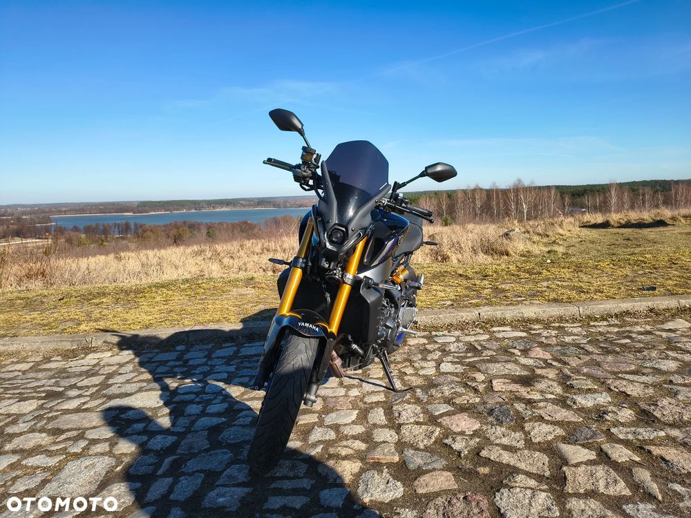 Yamaha MT - 2