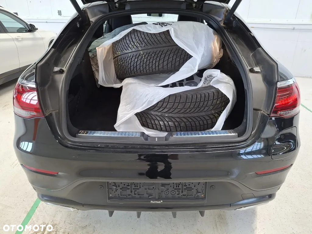 Mercedes-Benz GLC 300 de 4Matic 9G-TRONIC AMG Line - 8