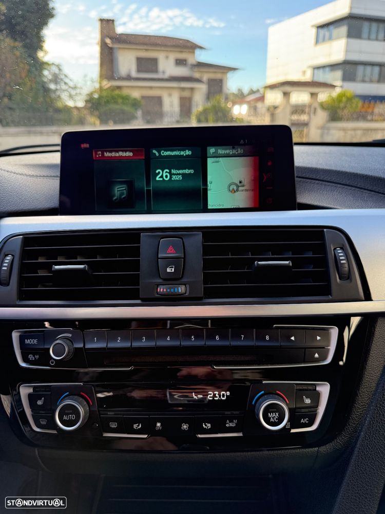 BMW 320 d Touring Sport-Aut. Efficient Dynamics Edition Sport Line - 33