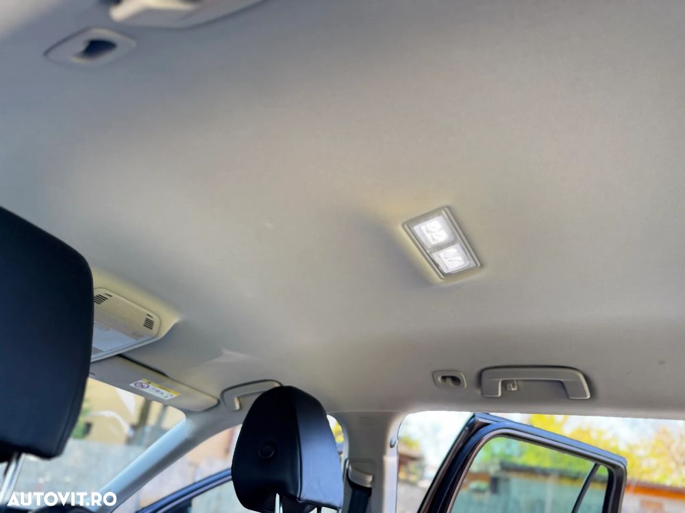 Skoda Octavia 2.0 TDI STYLE DSG - 10