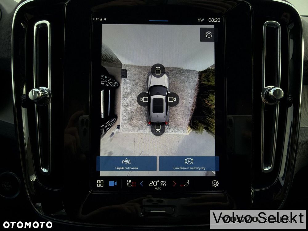 Volvo XC 40 - 23