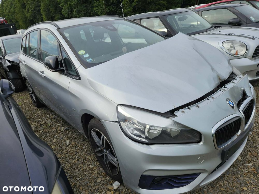 BMW Seria 2 216d Luxury Line - 2