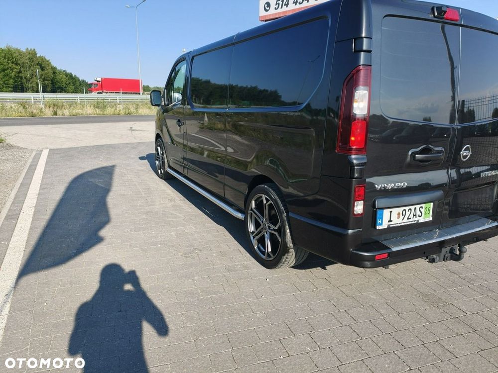 Opel Vivaro - 11