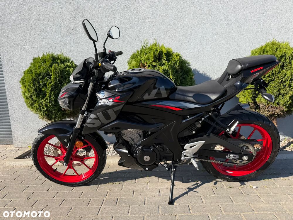 Suzuki GSX - 9