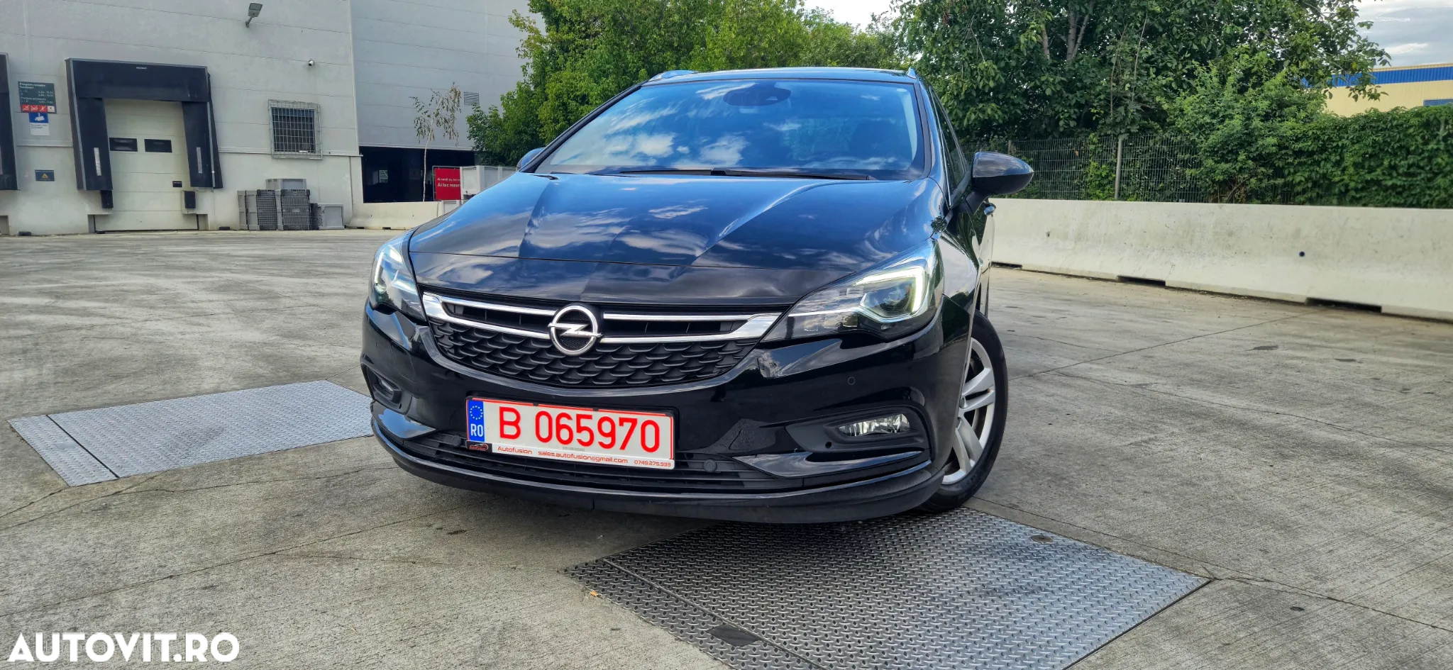 Opel Astra 1.6 D (CDTI DPF ecoFLEX) Start/Stop Excellence - 3