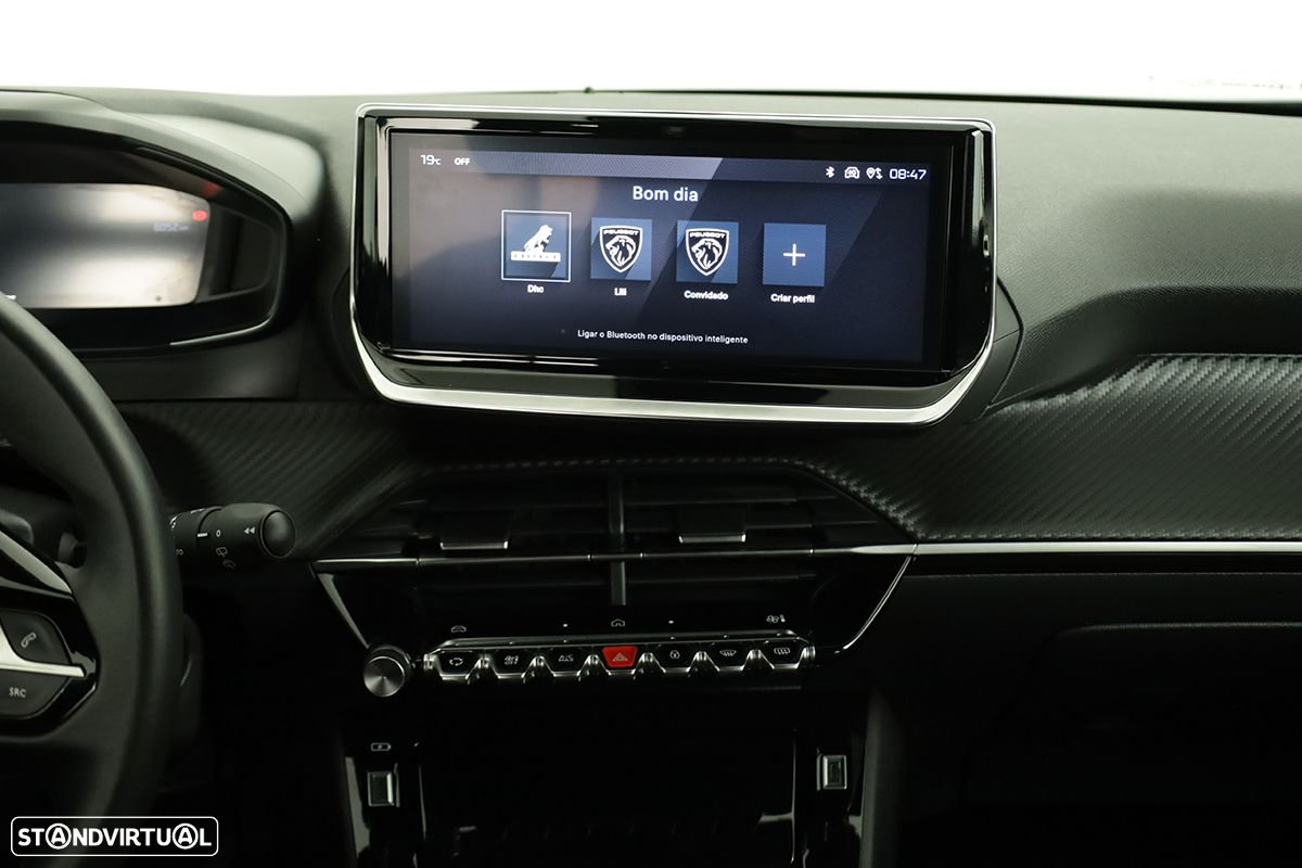 Peugeot 2008 1.2 PureTech Allure - 8