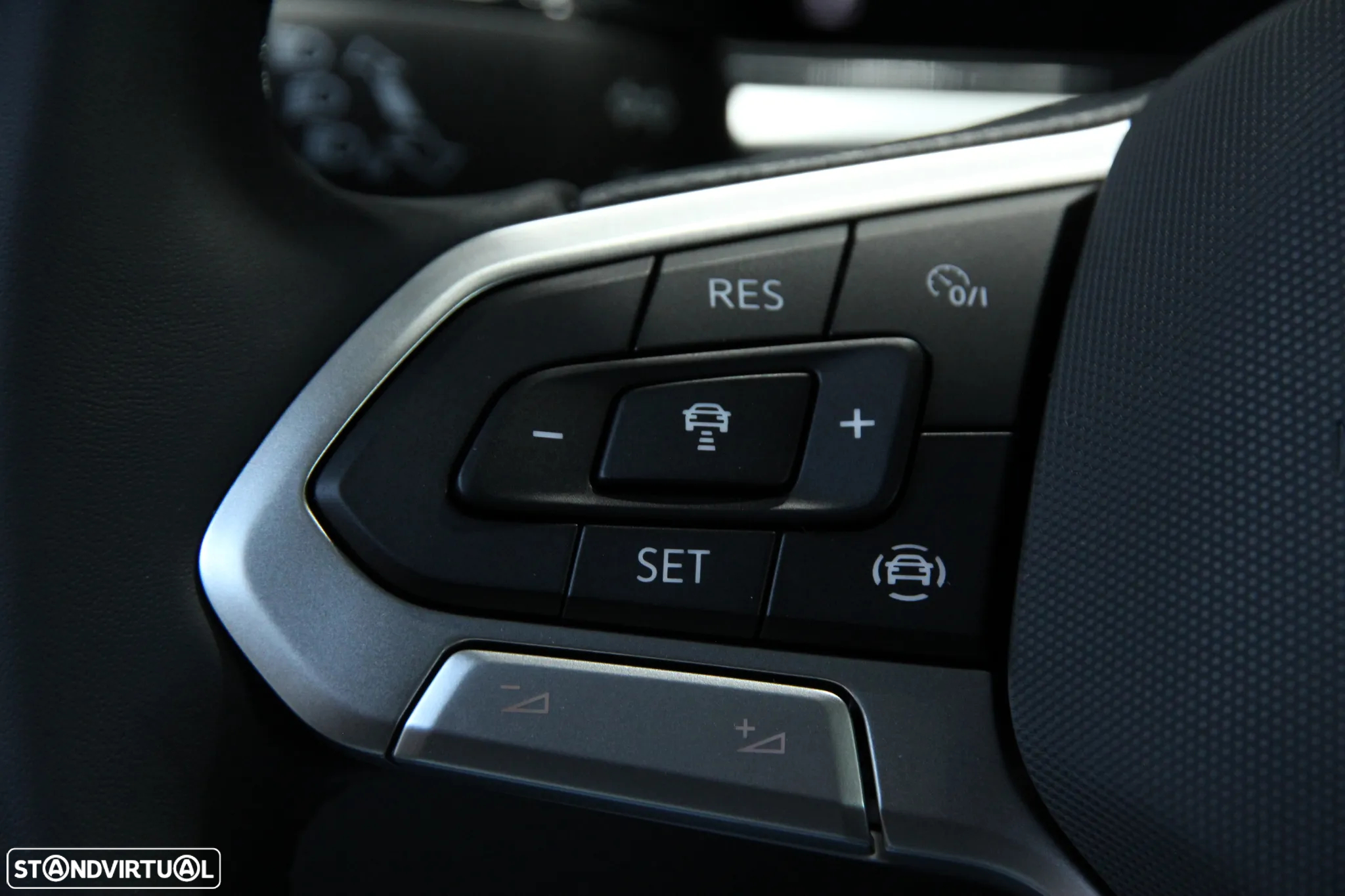 VW T-Roc 1.0 TSI Urban - 15