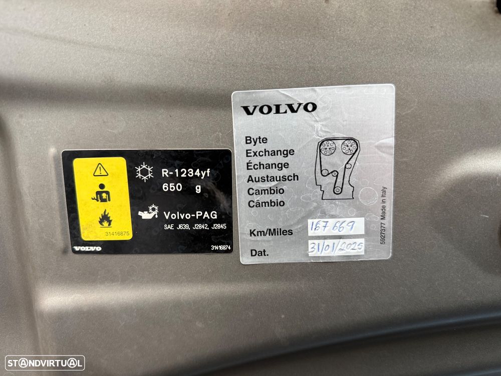 Volvo V60 2.0 D3 Momentum - 26