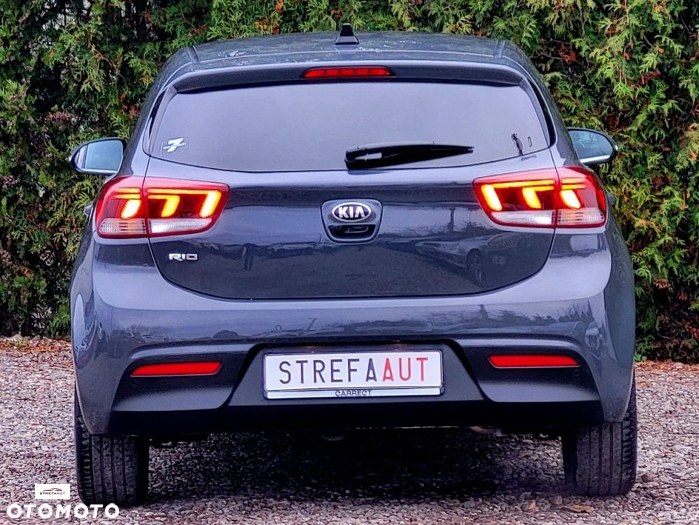 Kia Rio - 21