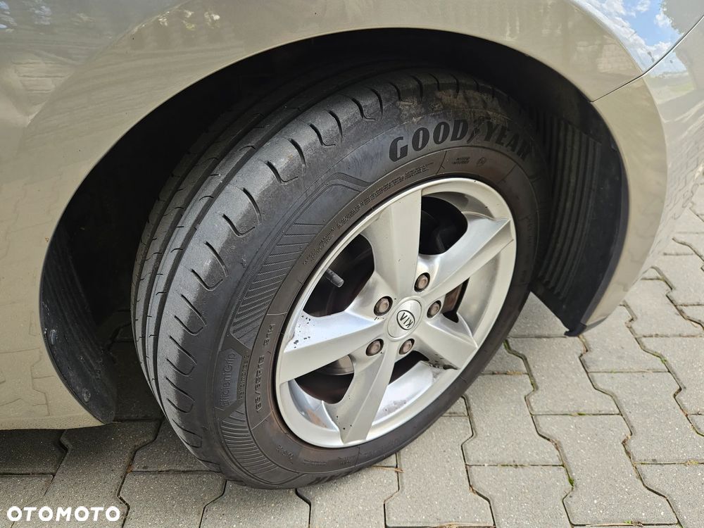 Kia Ceed 1.4 CVVT Attract - 23
