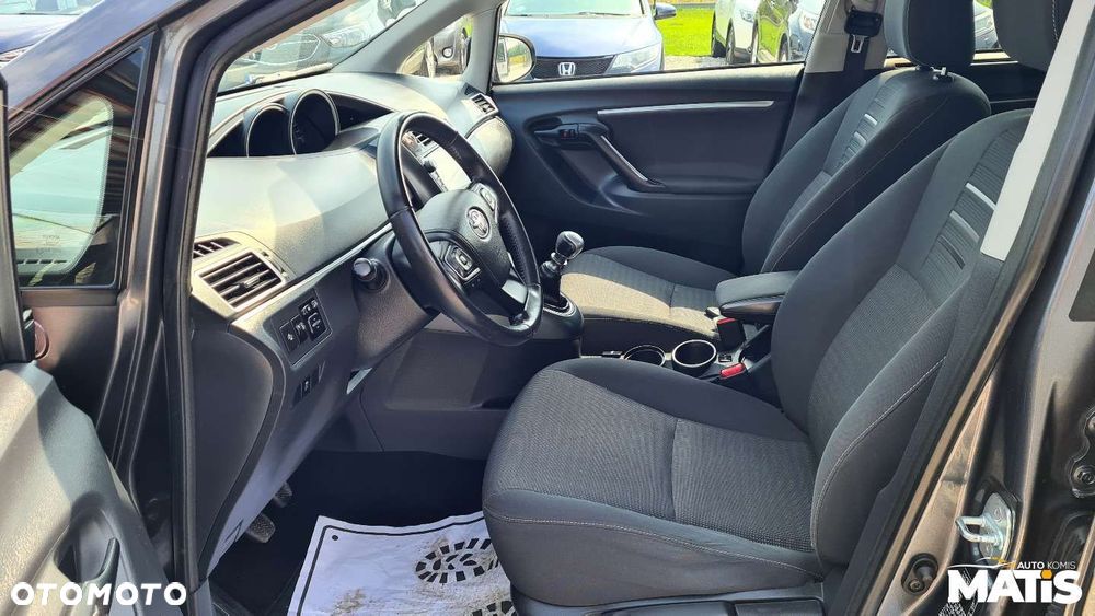 Toyota Verso - 10