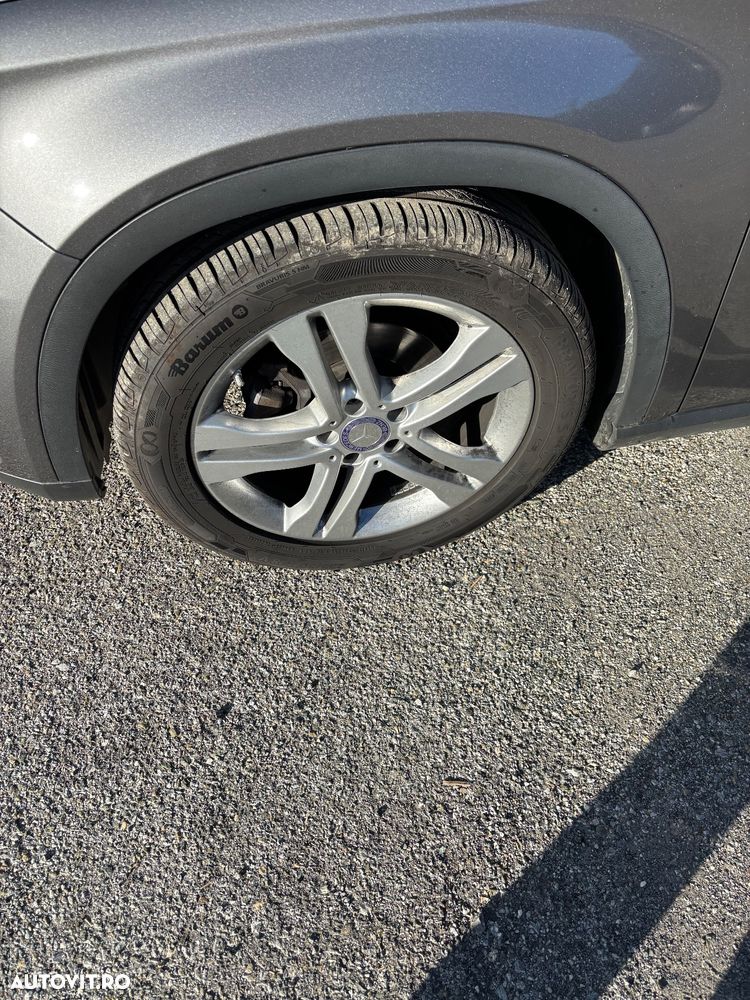 Mercedes-Benz GLA 220 d 7G-DCT - 14