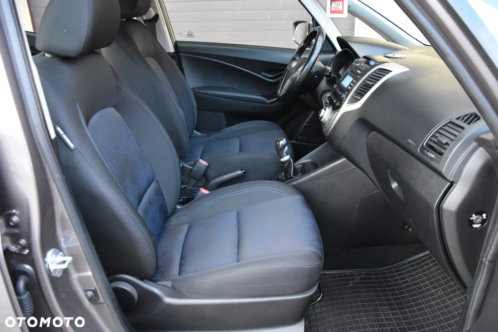 Hyundai ix20 1.4 blue YES Silver - 17