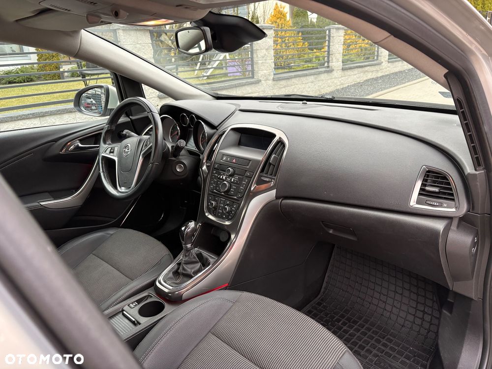 Opel Astra 1.7 CDTI Cosmo - 8