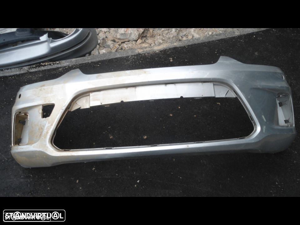 parachoque ford cmax - 1