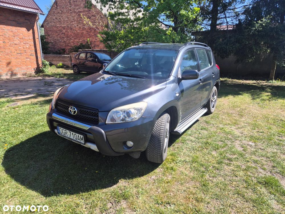 Toyota RAV4 2.2 D-4D Luna - 2
