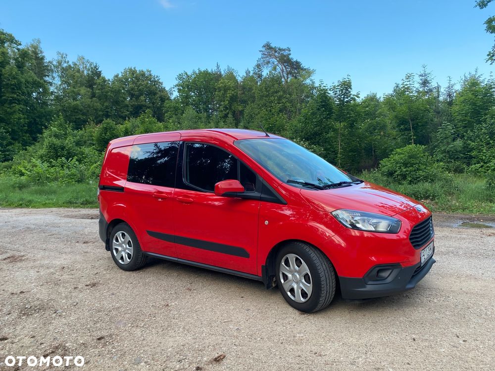 Ford Transit Courier - 8