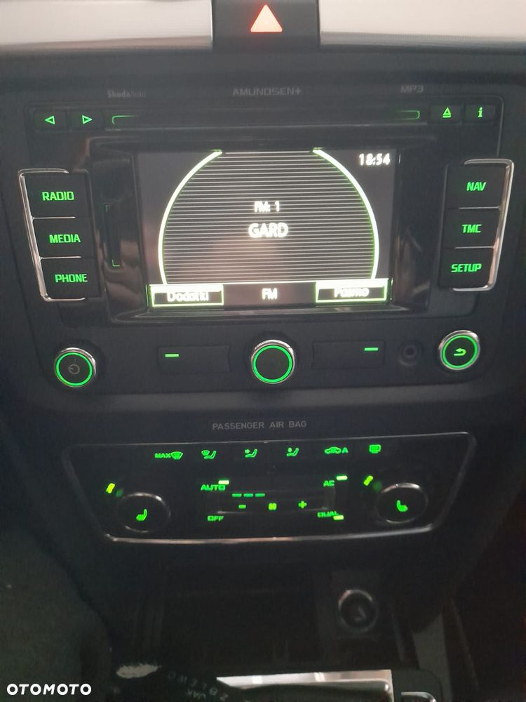 Skoda Superb 2.0 TDI Family - 11