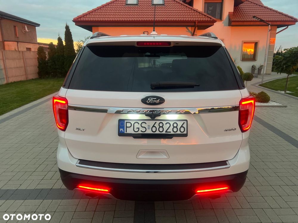 Ford Explorer - 8