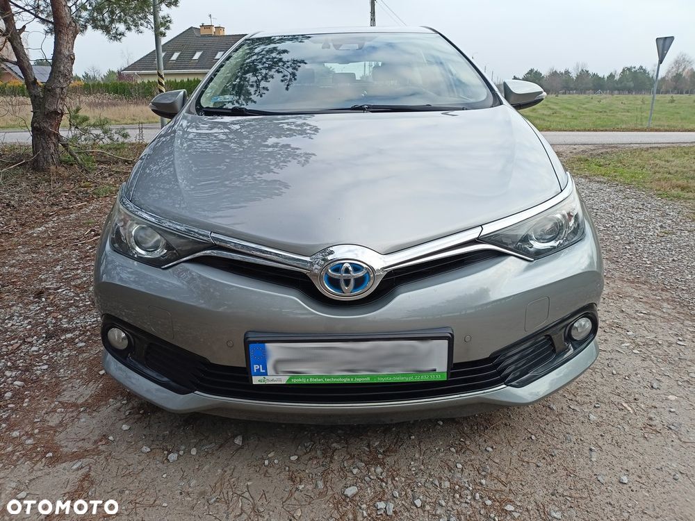Toyota Auris Hybrid 135 Prestige - 7