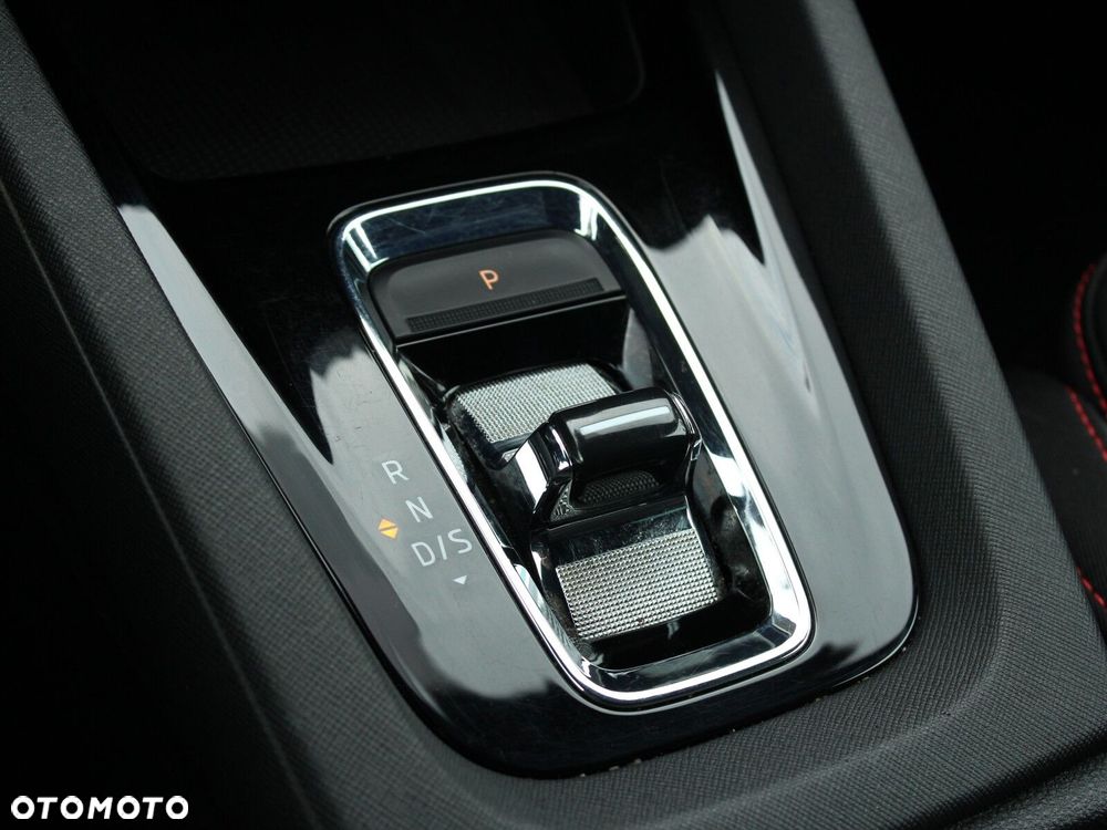 Skoda Octavia 2.0 TSI RS 245 DSG - 22