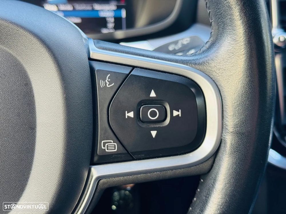 Volvo V60 2.0 D3 Inscription - 23