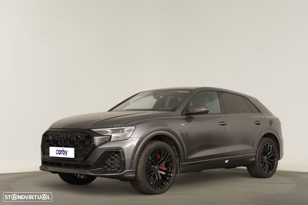 Audi Q8 55 TFSIe quattro Tiptronic - 2