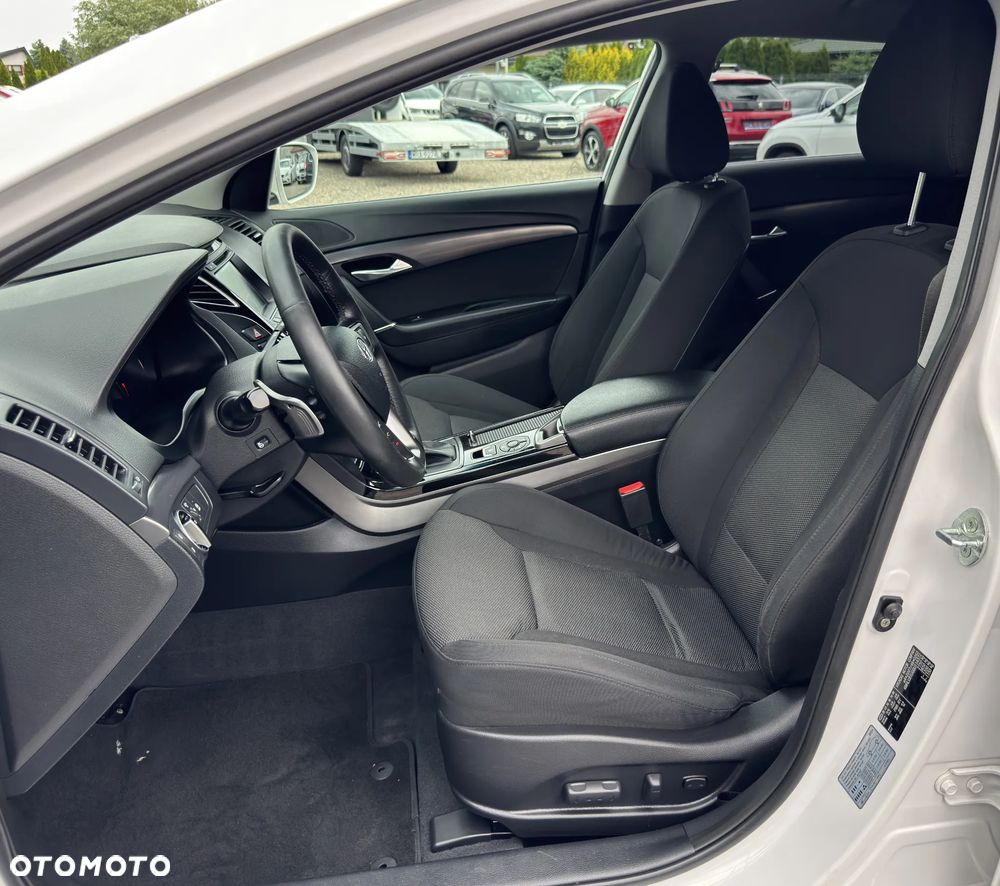 Hyundai i40 1.7 CRDi Premium DCT - 17