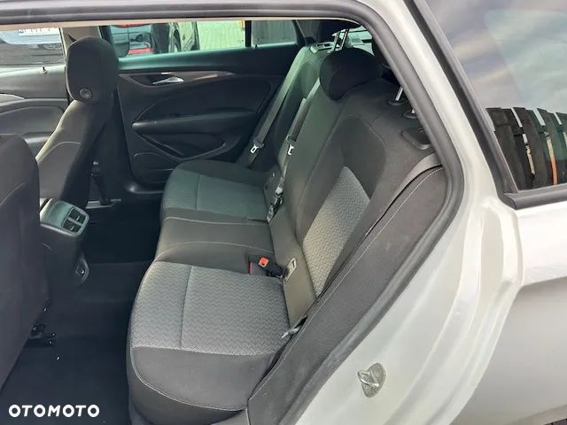 Opel Insignia 2.0 Business Edition - 8