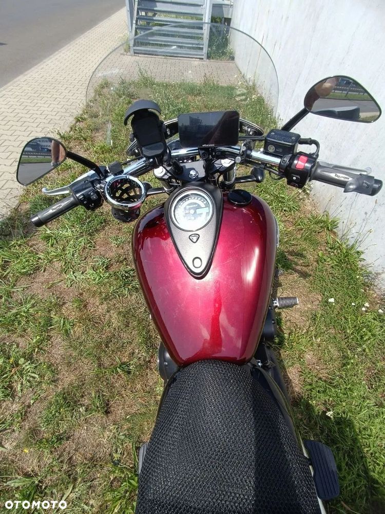 Triumph Thunderbird - 9