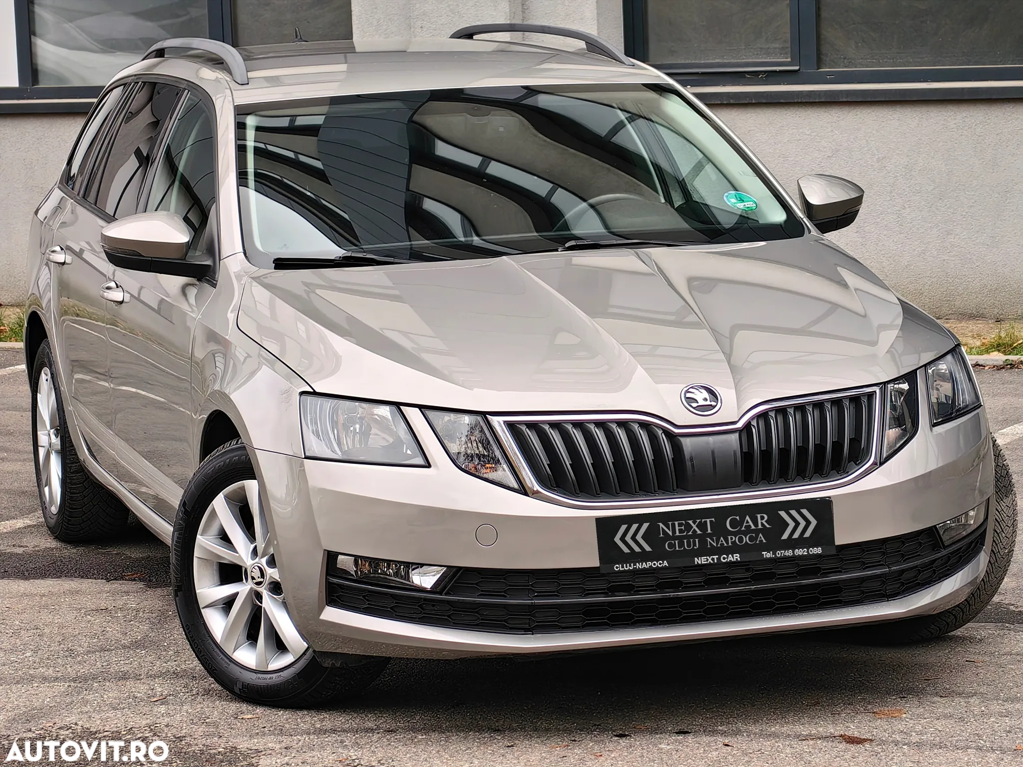 Skoda Octavia 1.6 TDI DSG Soleil - 2