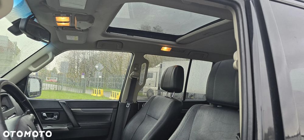 Mitsubishi Pajero 3.2 DID Intense - 13