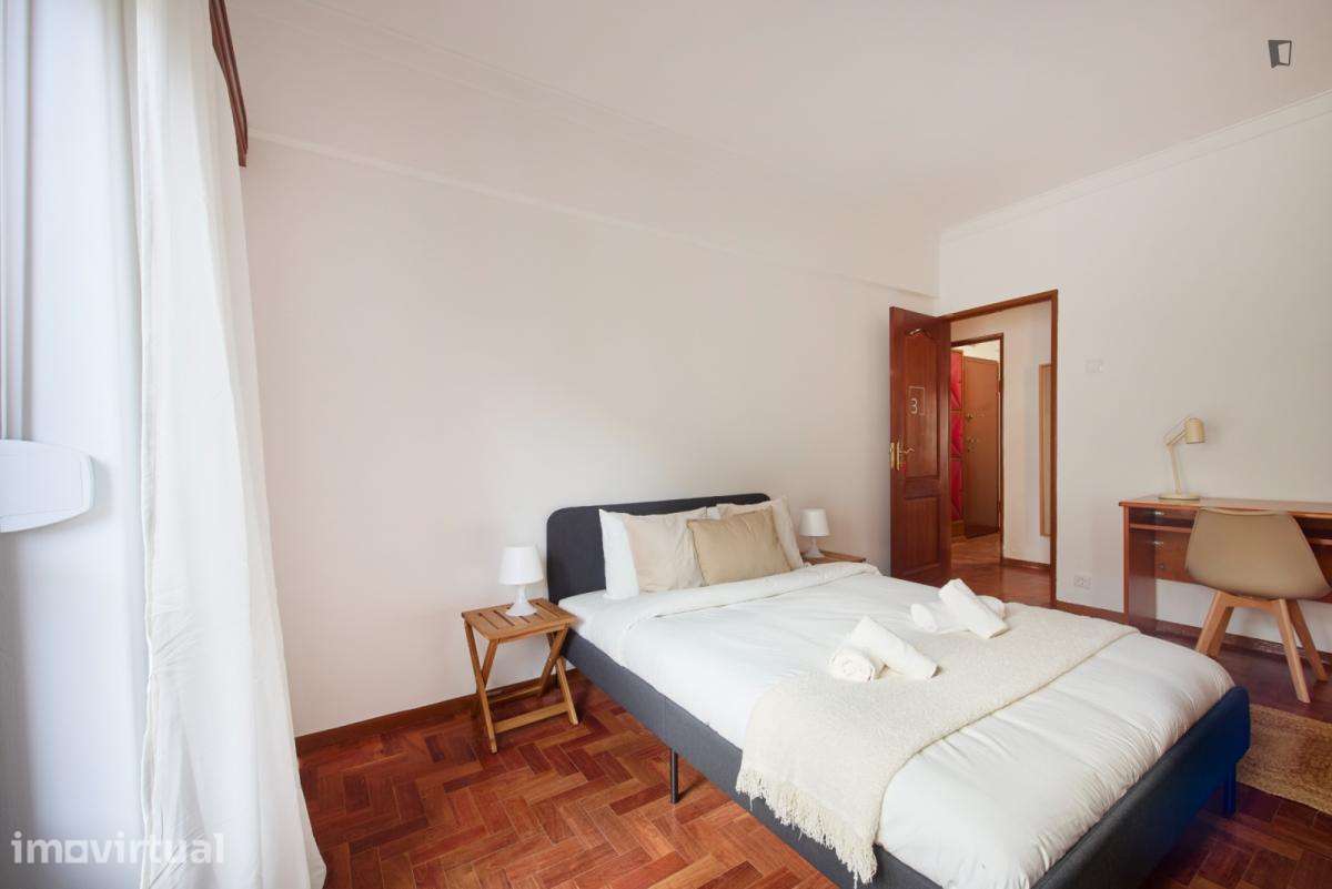 Quarto - localizado em Entrecampos Lisbon - Grande imagem: 5/32