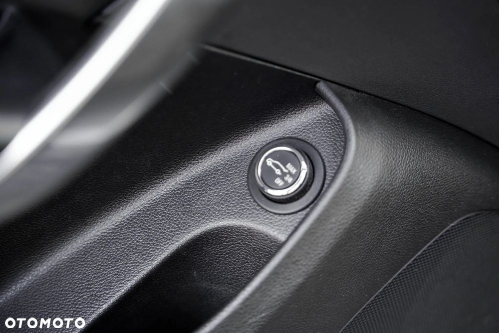 Opel Insignia 2.0 CDTI Cosmo S&S - 17