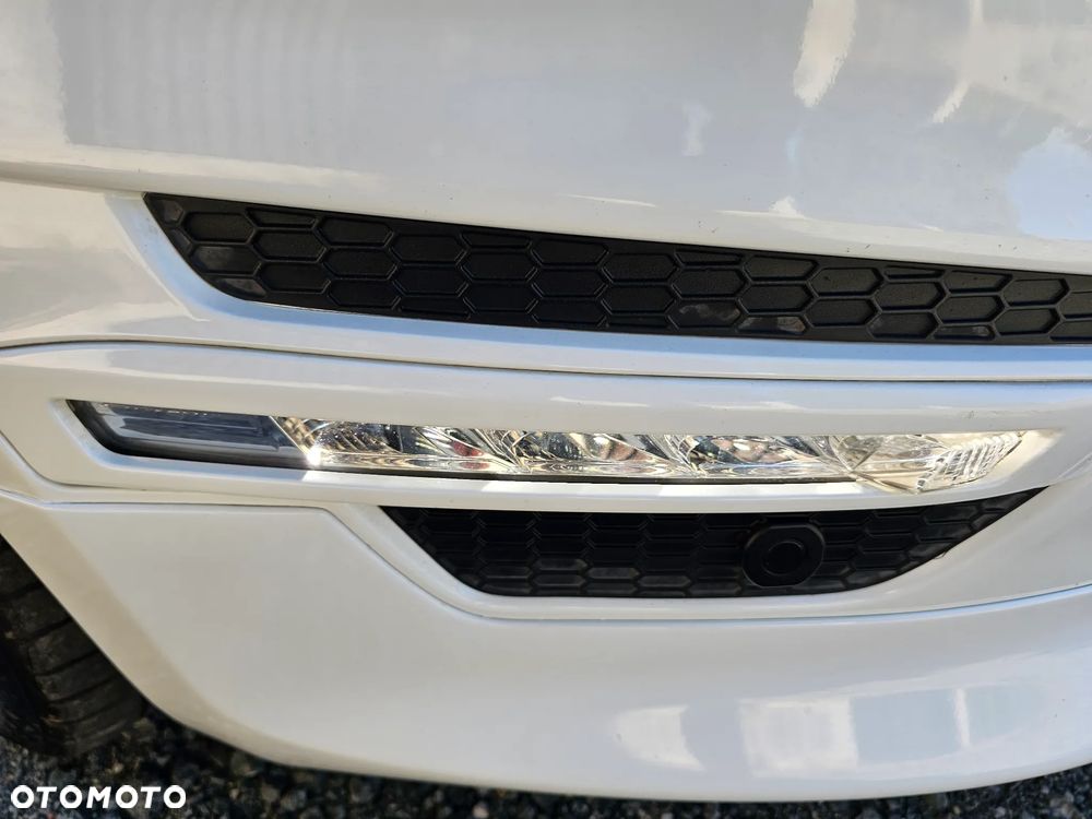 Ford C-MAX - 17