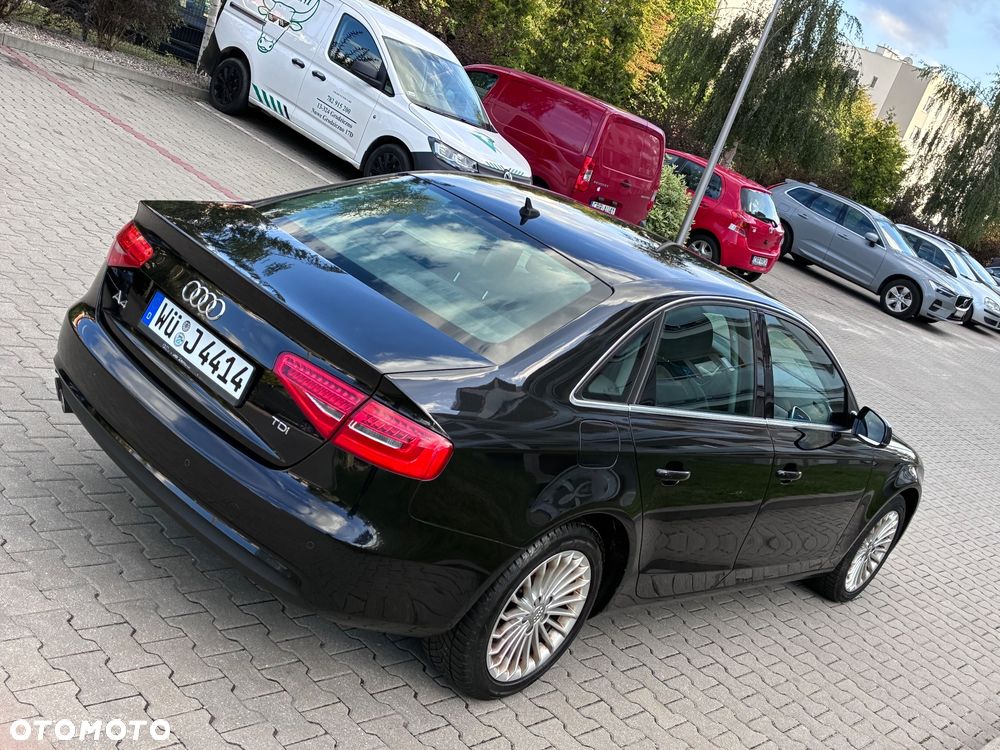 Audi A4 Limousine - 20