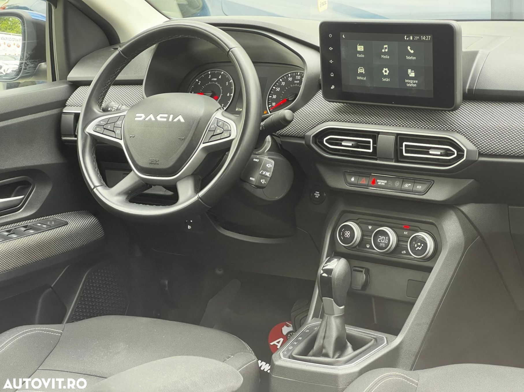 Dacia Logan - 8