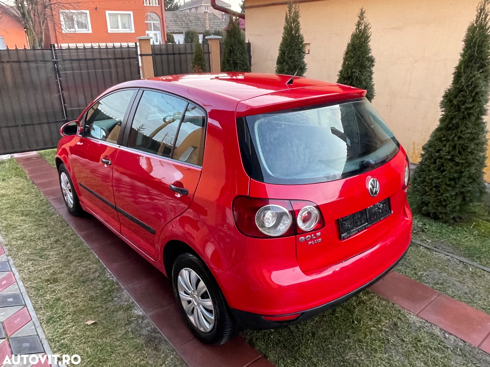 Volkswagen Golf Plus 1.9 TDI Trendline - 17
