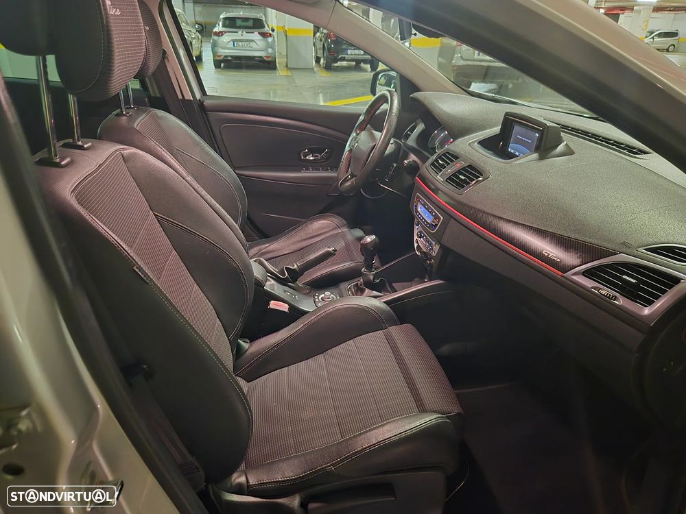 Renault Mégane Sport Tourer 1.5 dCi GT Line SS - 34