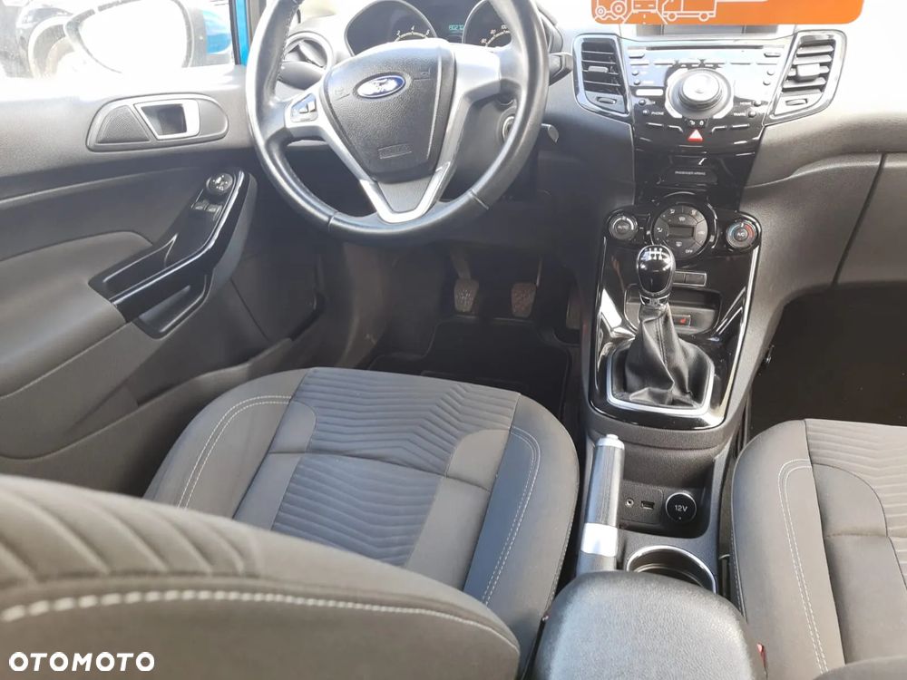 Ford Fiesta 1.0 EcoBoost Start-Stop ST-LINE - 38