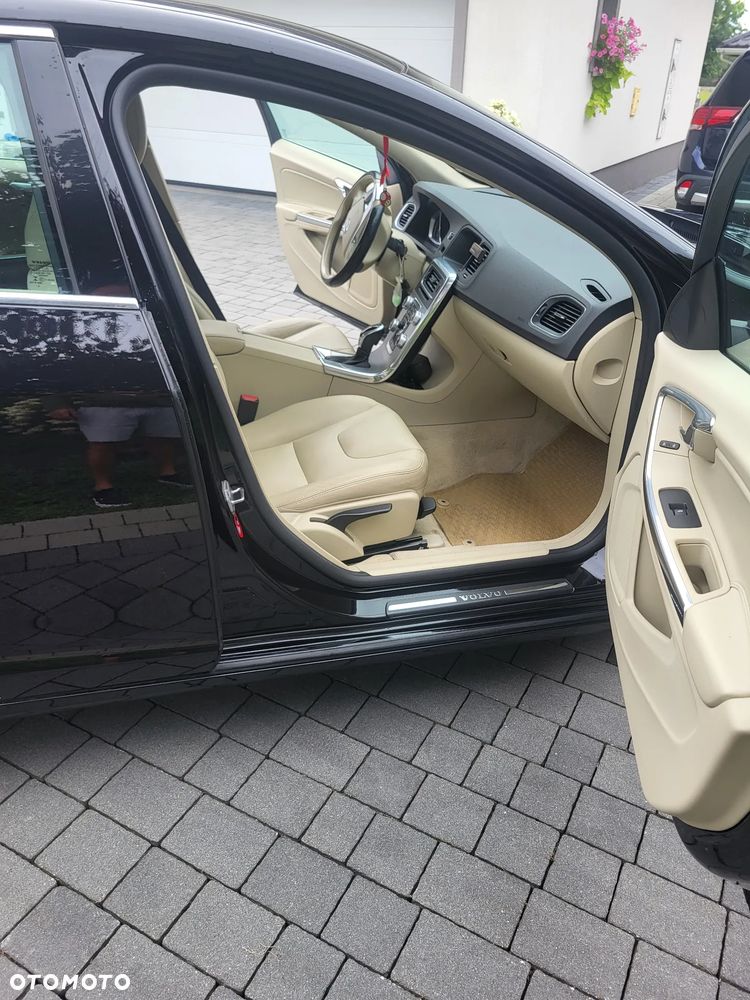 Volvo S60 D3 Drive-E Summum - 8