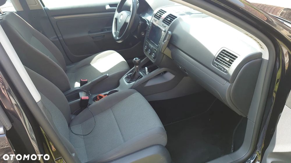 Volkswagen Golf - 7
