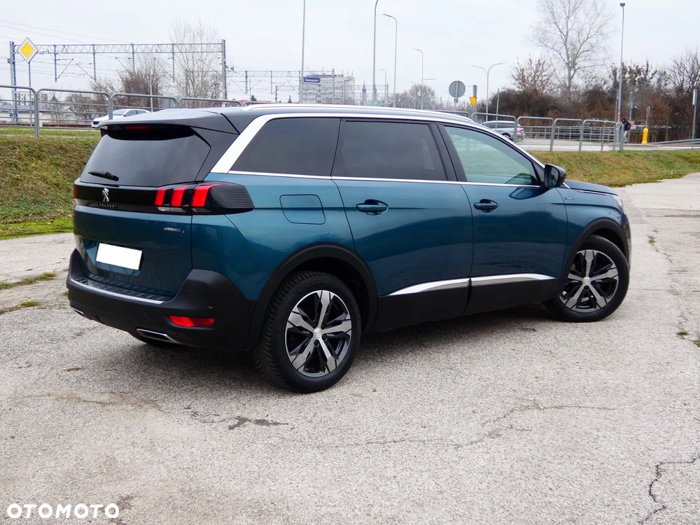 Peugeot 5008 - 11