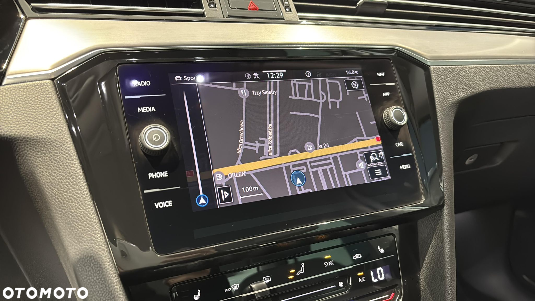 Volkswagen Passat 2.0 TSI Elegance DSG - 22