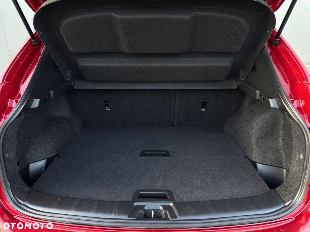 Nissan Qashqai 1.6 DIG-T N-Connecta - 22