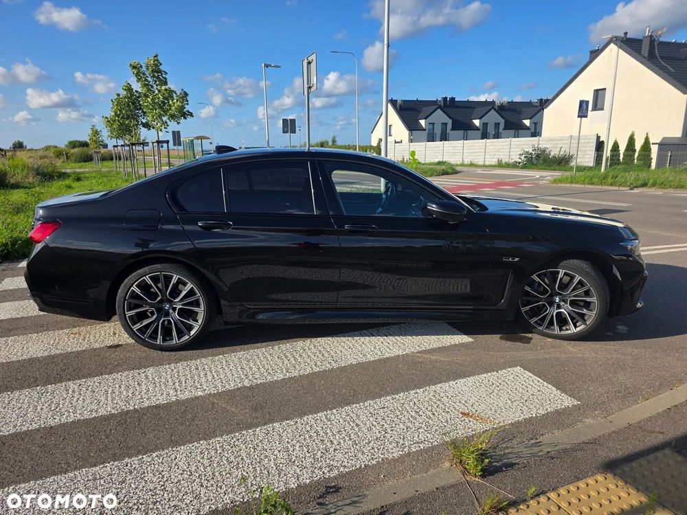 BMW Seria 7 - 8