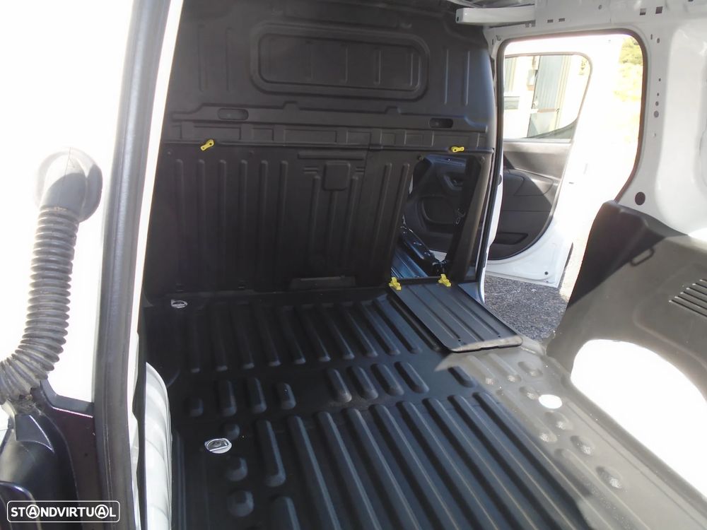 Toyota Proace City-LONGA-L2-H2- NACIONAL-IVA DEDUTIVEL- Ecrân -CX 6 V - 33