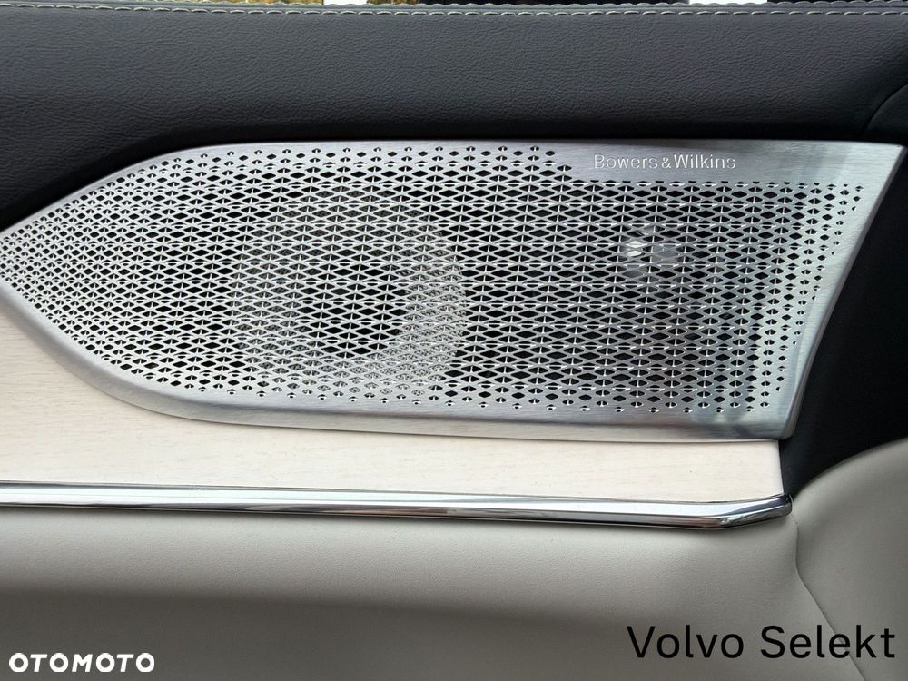 Volvo EX90 - 34